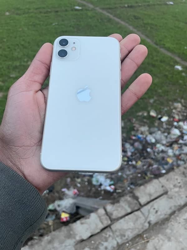 iPhone 11 white 10 By 10 2