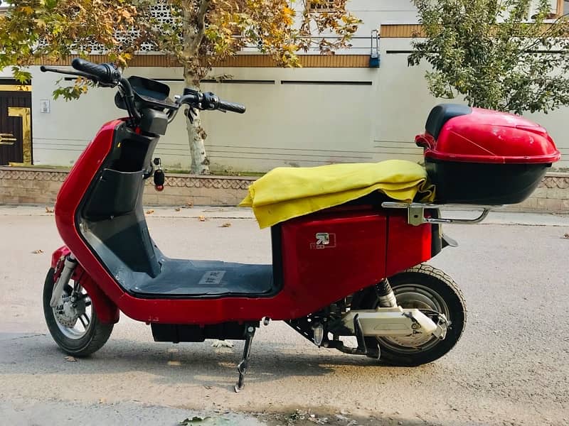 Electric Scooty 1