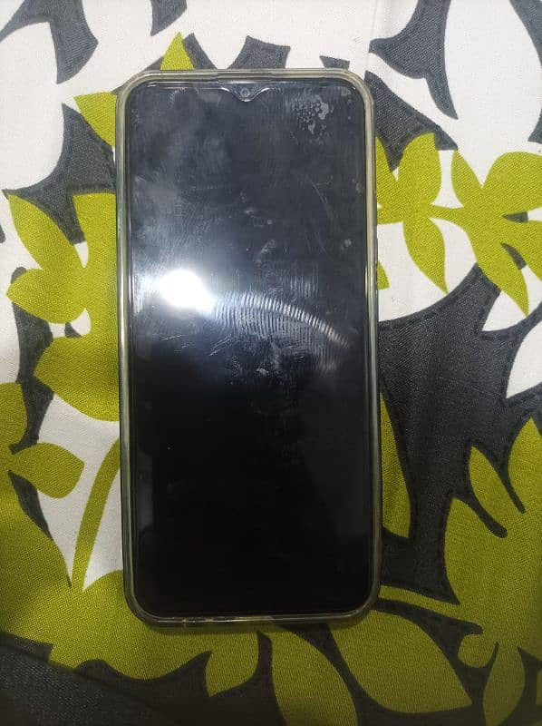 Tecno spark 6 go all okay 4/64 good condition box miss 1