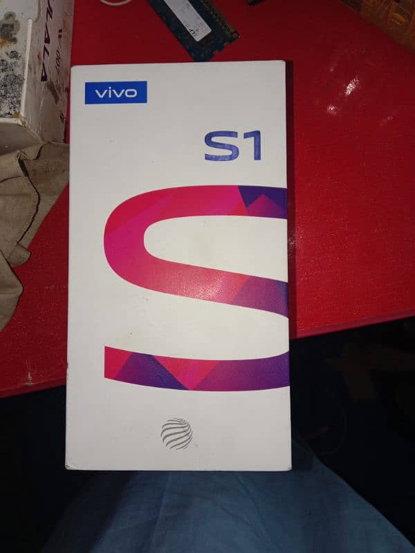 vivo s1 4ram 128 full box 7