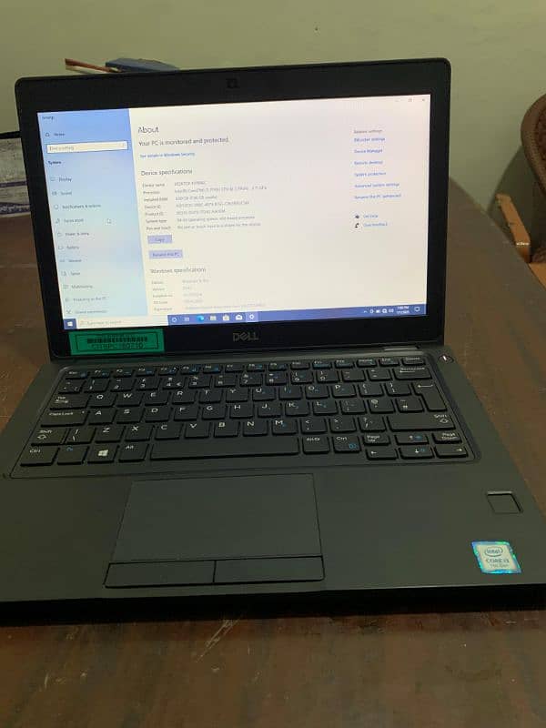 Dell i3 7th Gen Ram 8Gb SSD 128 4