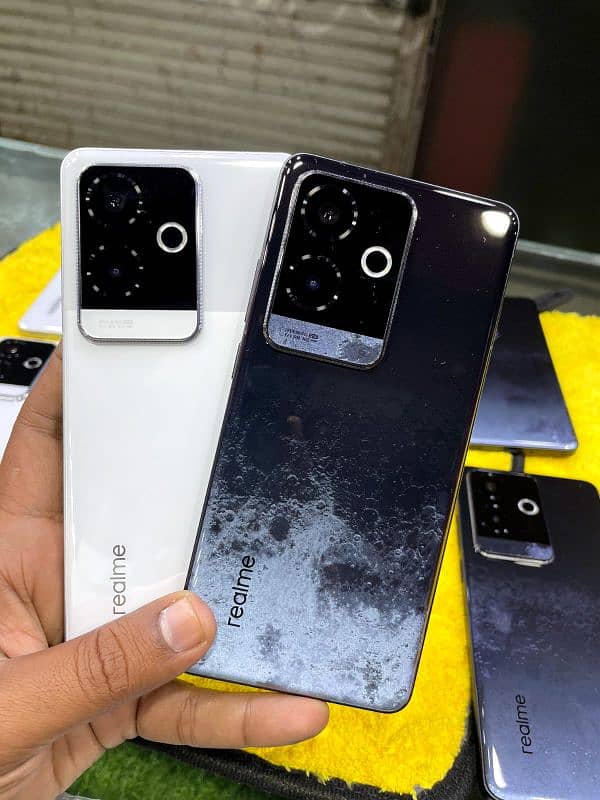 REALME GT 6 0