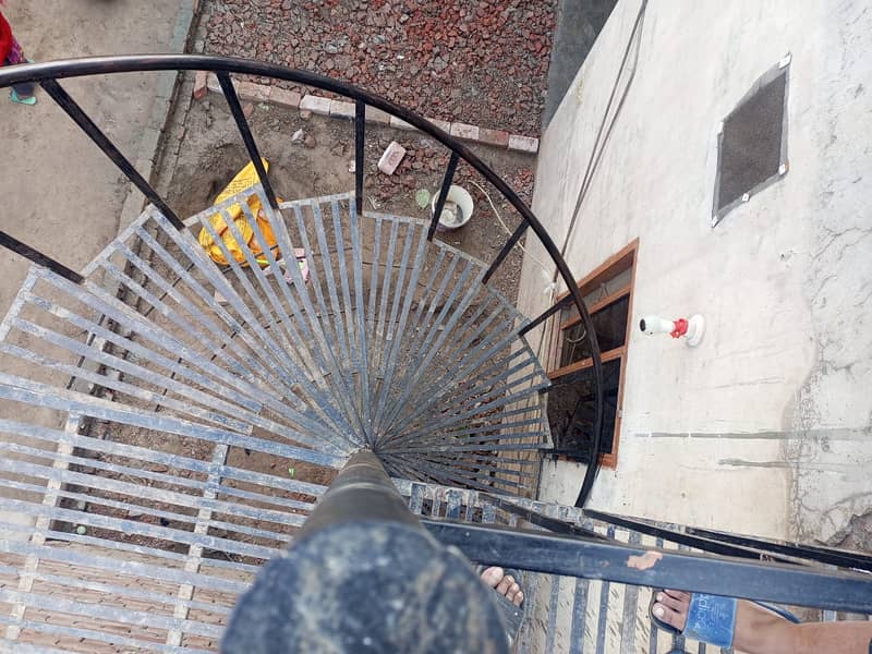 victorian cast iron spiral staircase 1