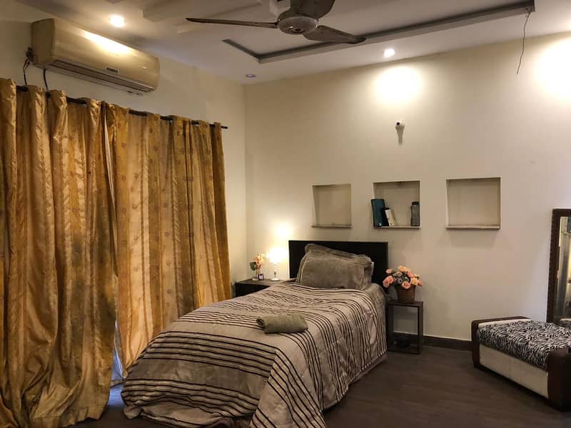 1 Bedroom Furnished Annexe In DHA Phase 4 Near Comercial Market 0