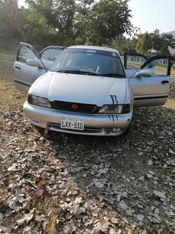 Suzuki Baleno 2001 0