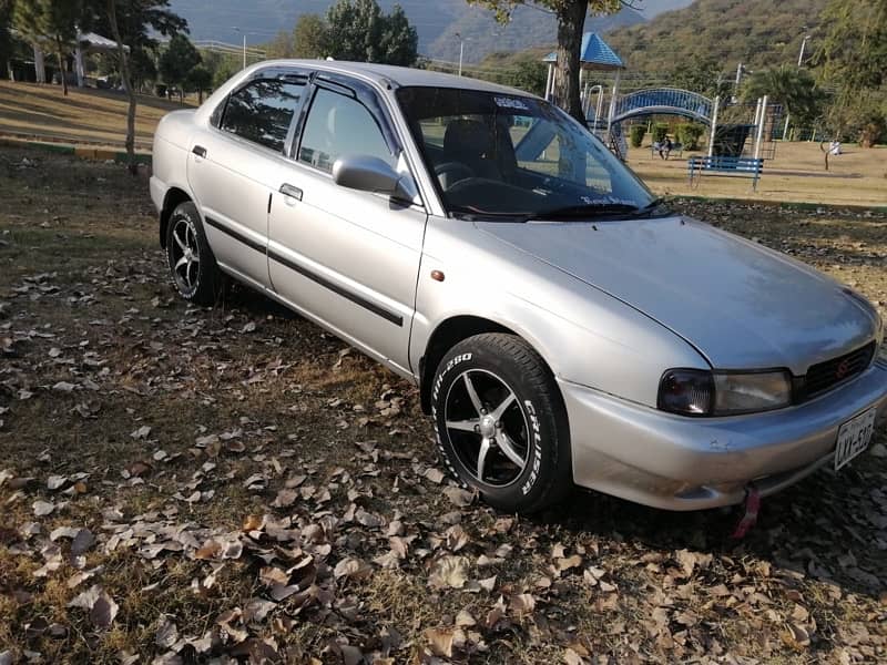 Suzuki Baleno 2001 12