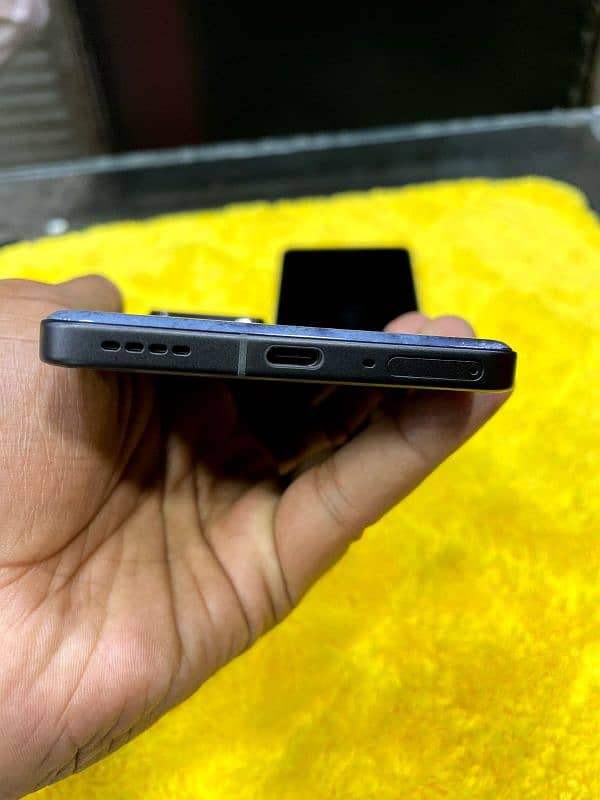 REALME GT6 2