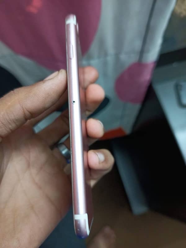 Iphone 7 128gb official pta approved 6