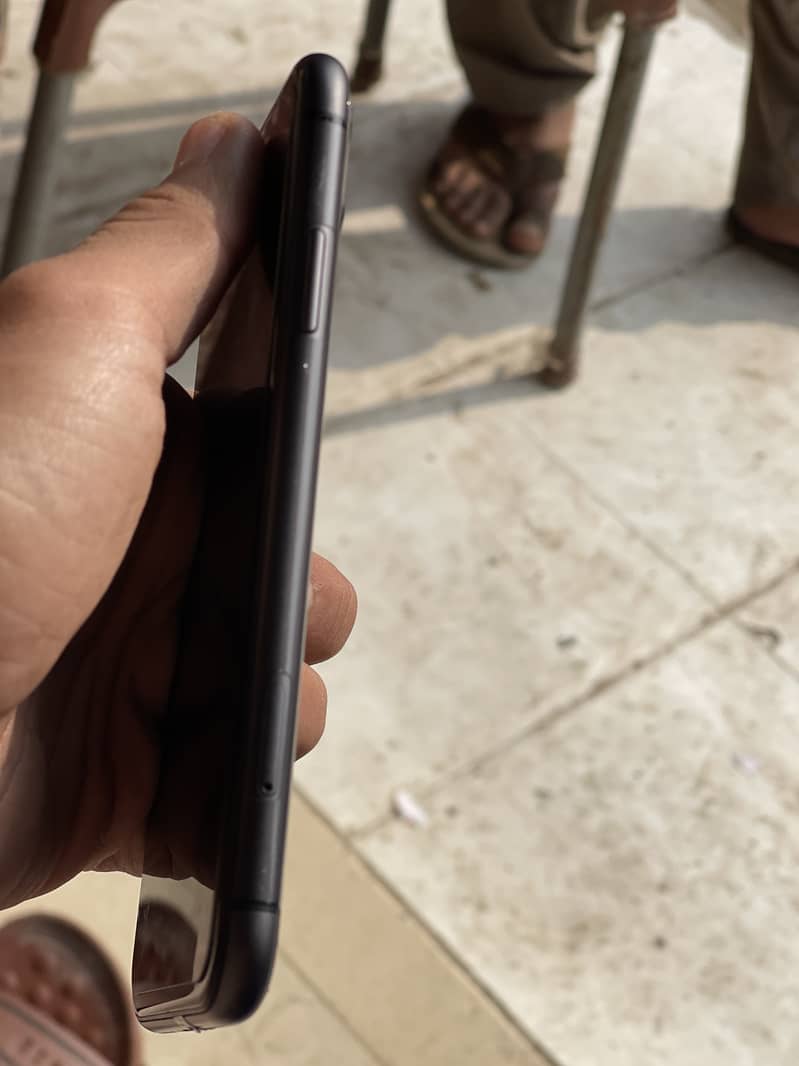 iphone 11 64gb 7