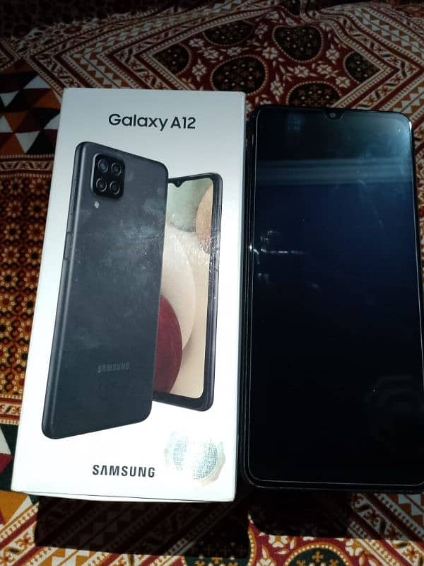 SAMSUNG A12 4+64 GB MEMORY 5000mah good battery timing 8