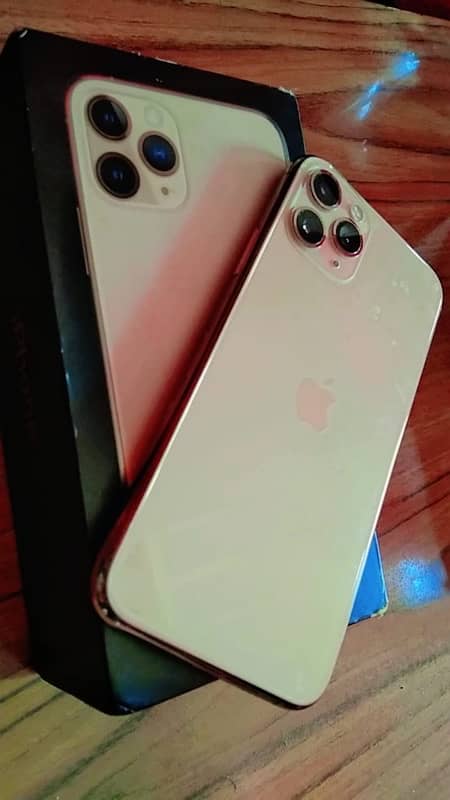 I phone 11 pro PTA approved with box 0