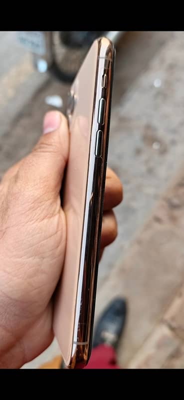 I phone 11 pro PTA approved with box 3