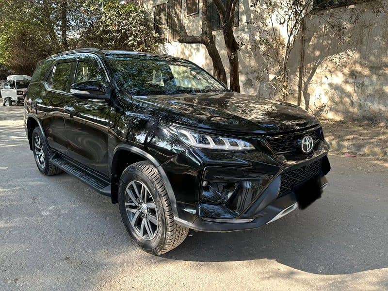 Toyota Fortuner 2018 0