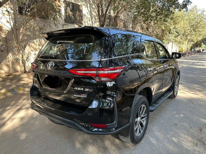 Toyota Fortuner 2018 1