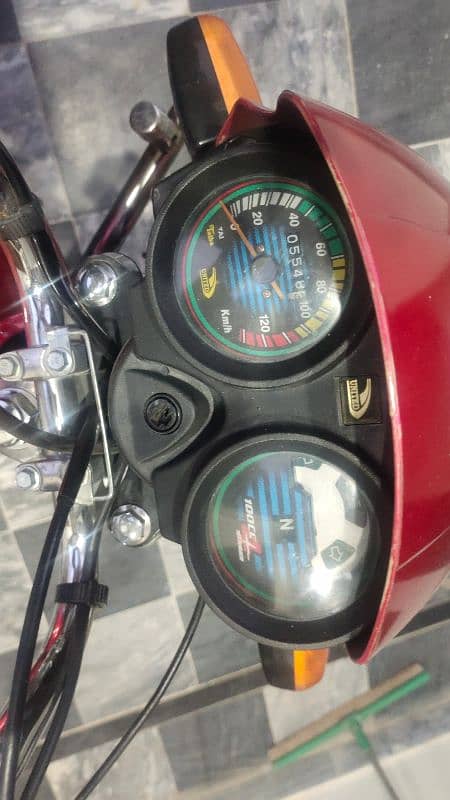 United 100CC in very good condition 5