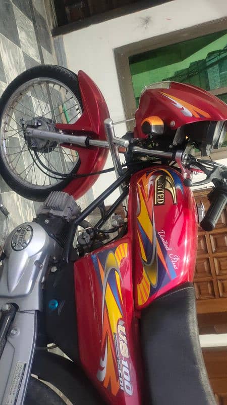 United 100CC in very good condition 7