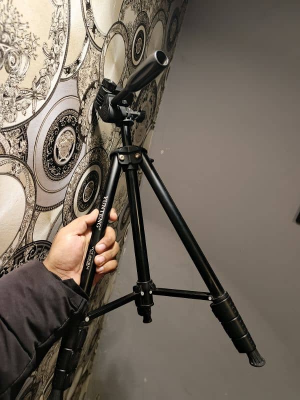 Fully Aluminium Tripod for DSLR and Other Cameras 0