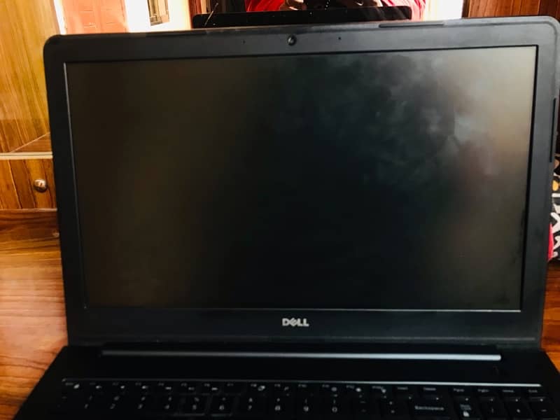 Dell latitude 3550 8