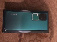 Vivo V30