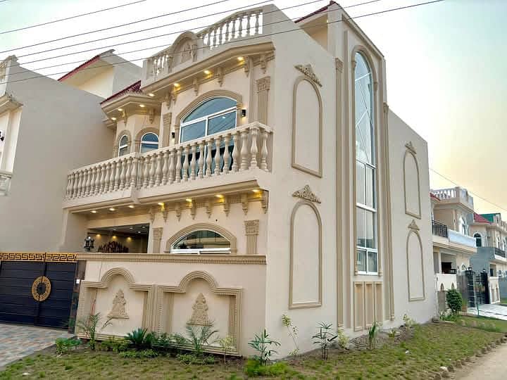 4 Marla Most Beautiful Luxury Designer House For Sale Buch Executive Villas, Multan 0