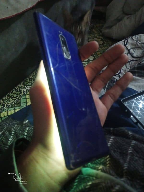 Sony Xperia 1 for sell with back case 3