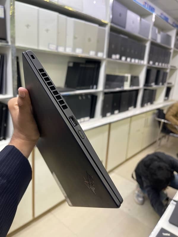 Lenovo x1 carban i7/10th gen 3