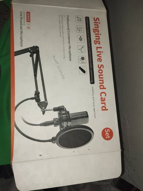 Mic & Sound card  with stand 12,000 3