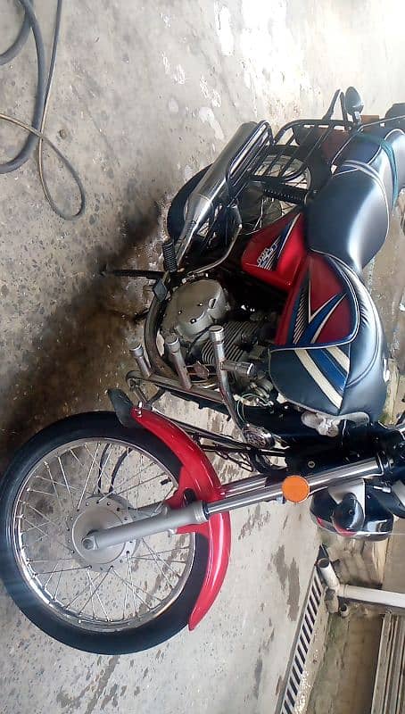 Suzuki GS 150  for sale 3