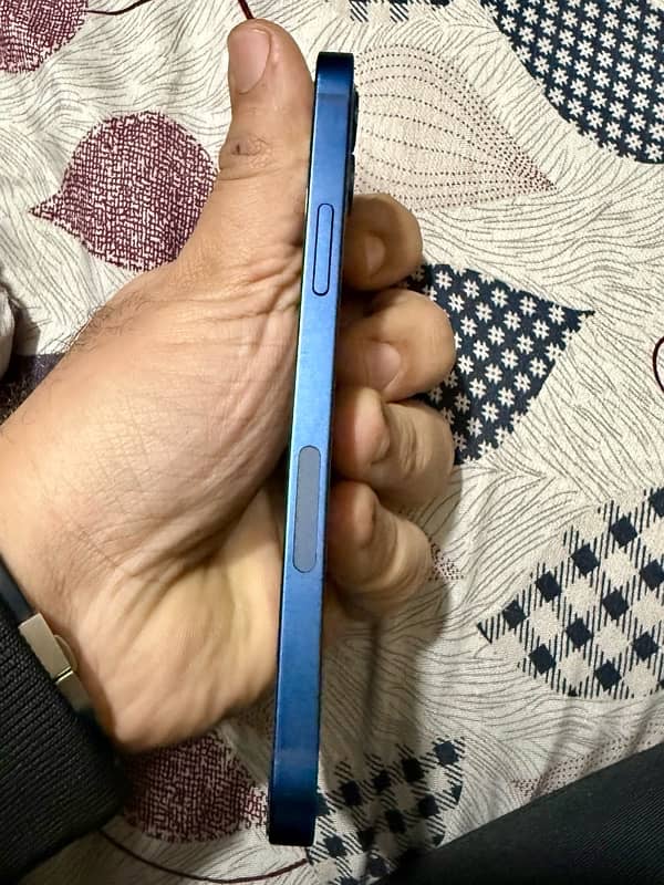 iPhone 12 64gb jv non pta 3