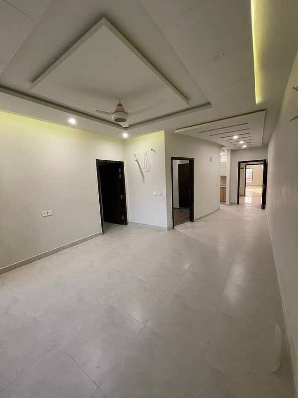 3 Bed Room Appartmet For Rent in Zarkon Heights G15 Islamabad 2