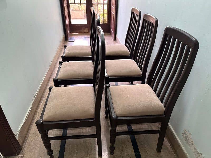 6-Dining Chairs For Sale urgently 2