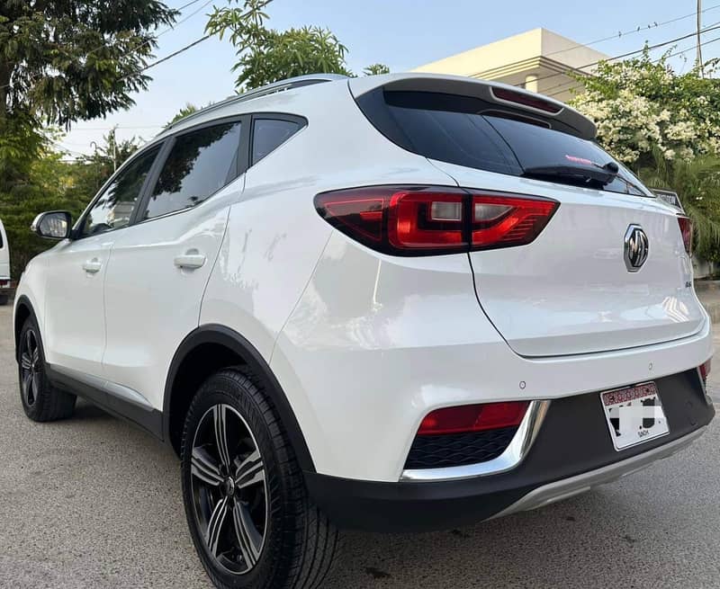 MG ZS 2021 6