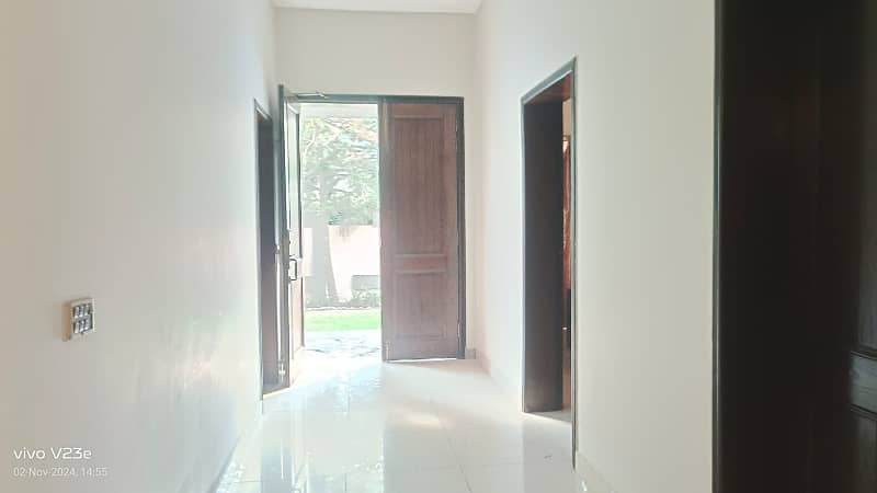 1 Kanal Separate Gate Lower Portion Is Available For Rent In Dha Phase 5 Near Wateen Chowk 4