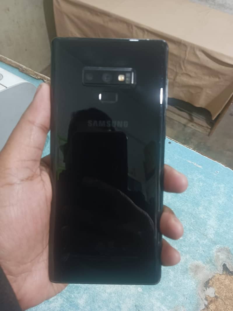 Samsung Mobile Note 9 6