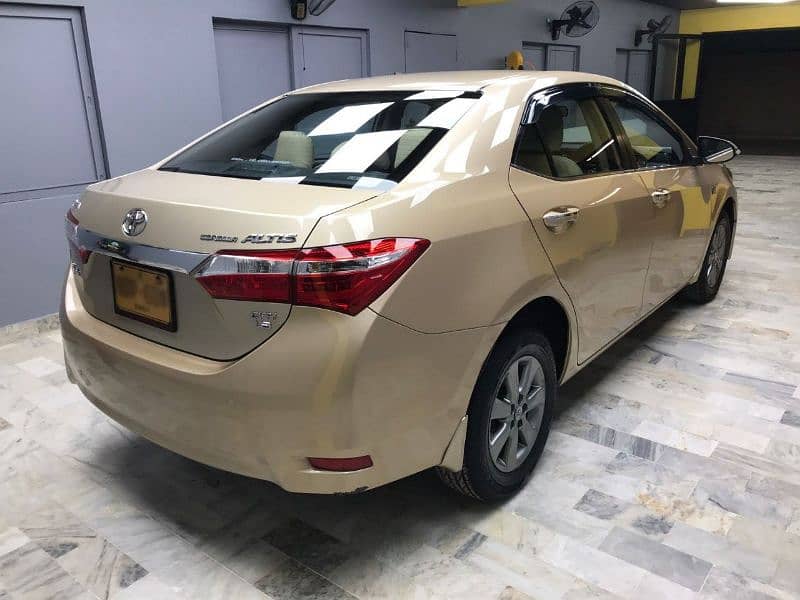 Toyota Corolla Altis Grande 2016 1