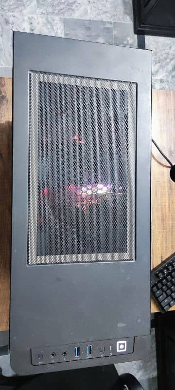 Asus Gaming Pc / RAM XPG 16GB / 4GB Graphics Card Asus 3