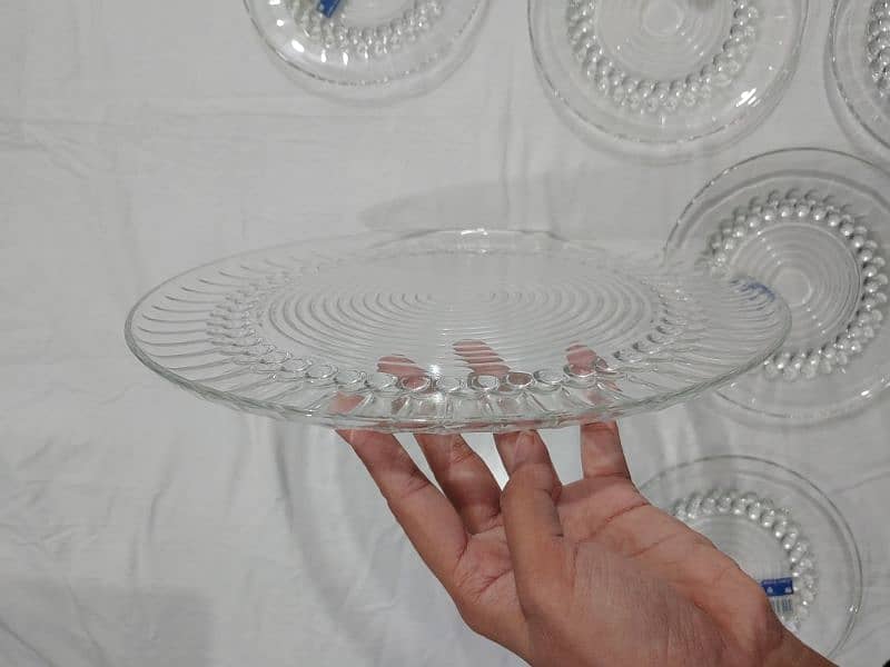 7-Piece Glass Plate Serving Set 1