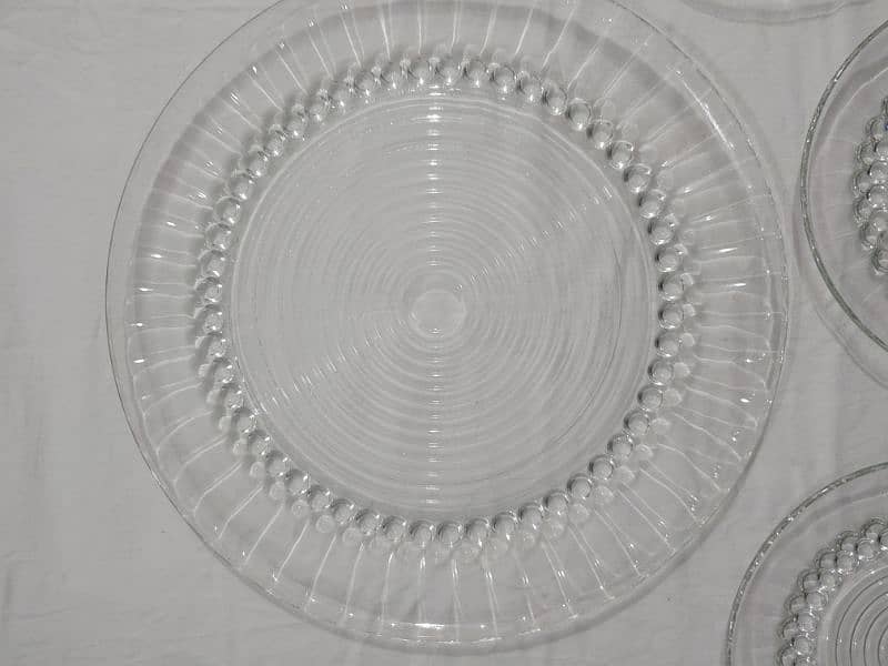 7-Piece Glass Plate Serving Set 6