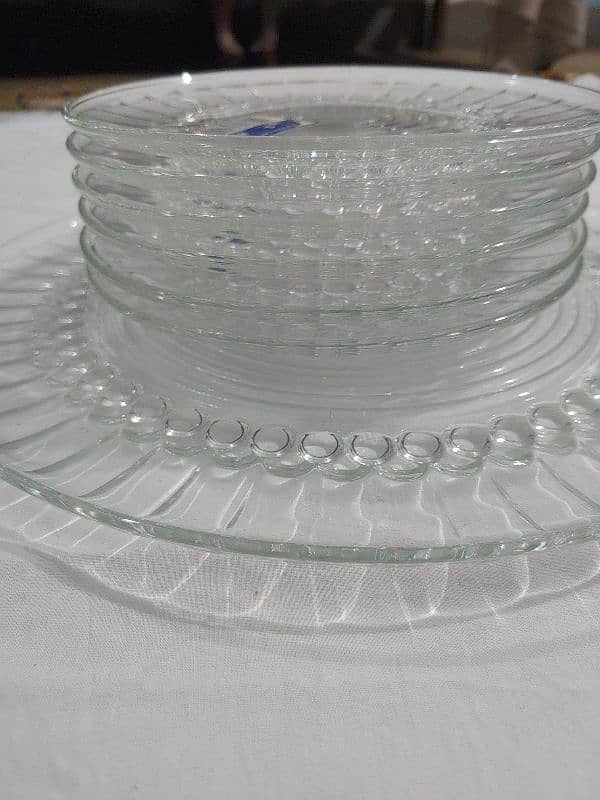 7-Piece Glass Plate Serving Set 8