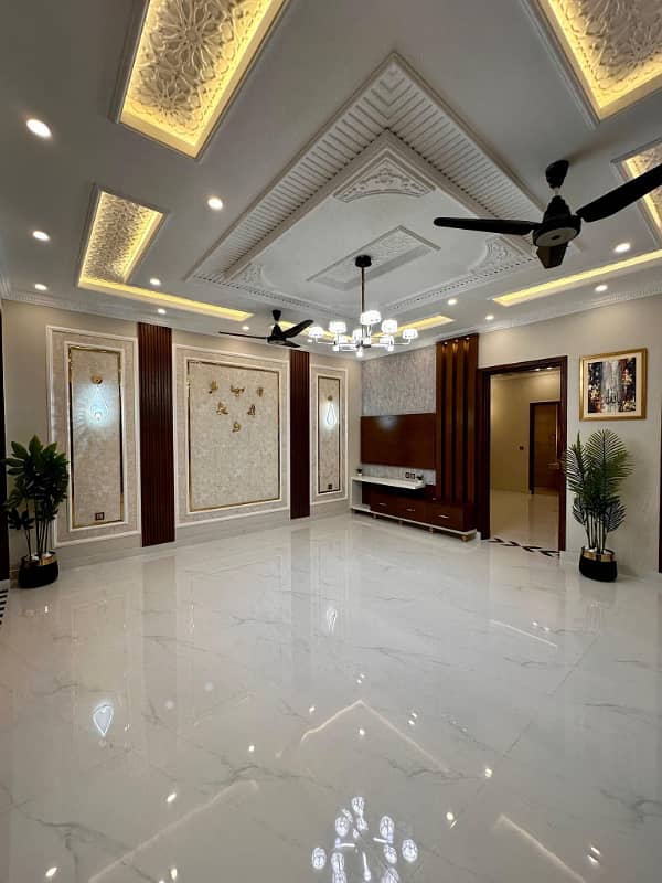 3 Years Installment Plan Luxury House For Sale Located In Park View City Lahore 9