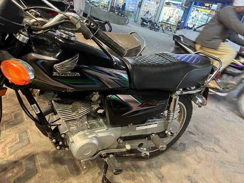 honda 125 2023 model 10/10 condition all documents sba 1