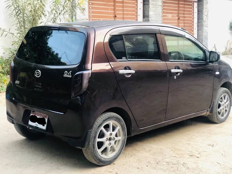 Daihatsu Mira 2012 4