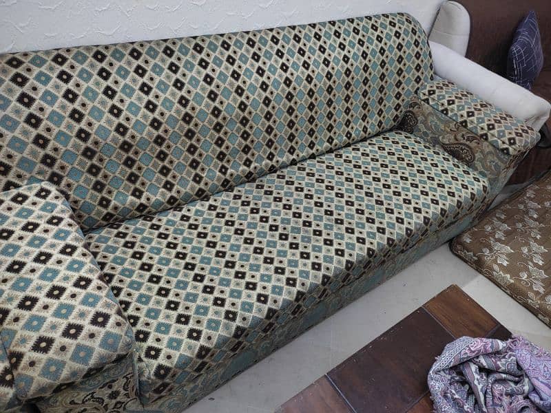 Used Sofa set for sale (3, 1, 1 seater) 8