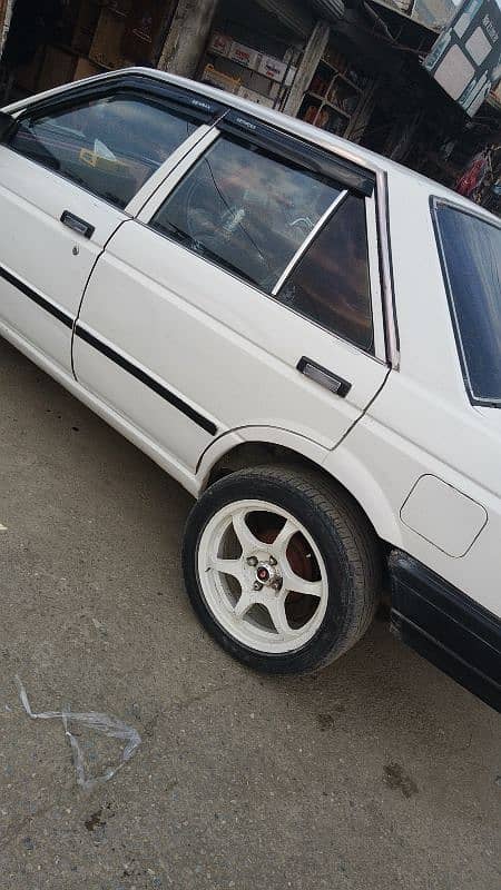 Nissan Sunny 1986 15