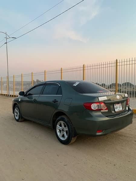 Toyota Corolla GLI 2011 genuine 3