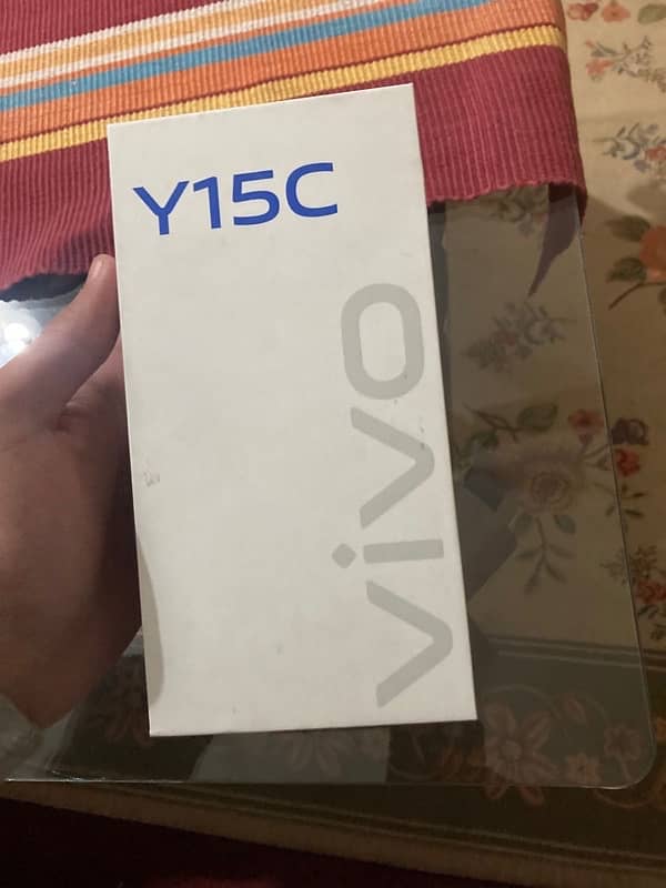 vivo y15c 4