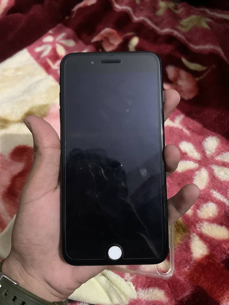 Apple iPhone 8 Plus 2