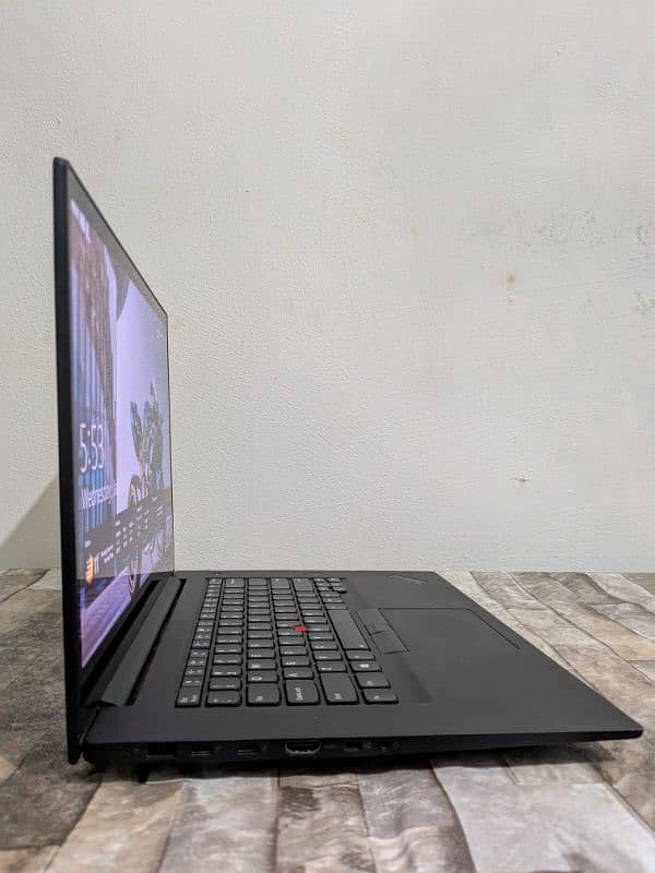 Lenovo Thinkpad x1 extreme 7