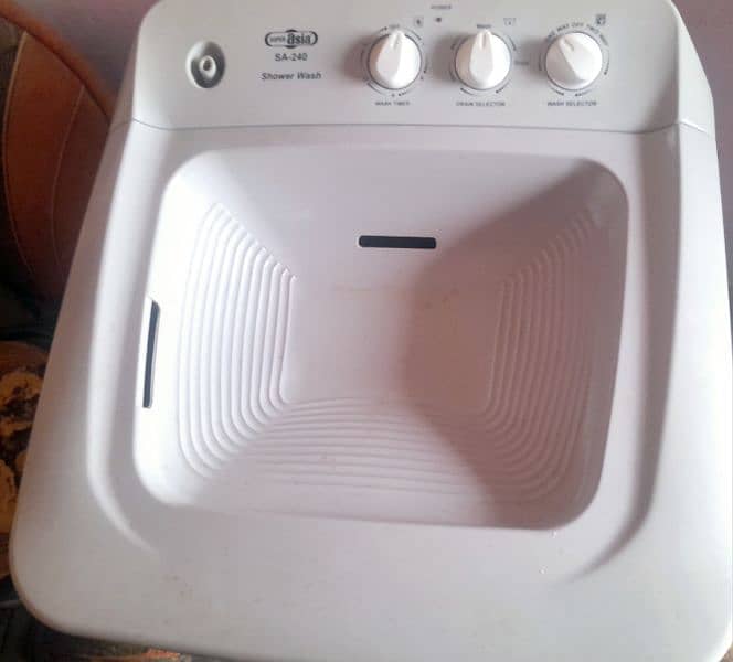 Super Asia washing machine model. SA. 240 1