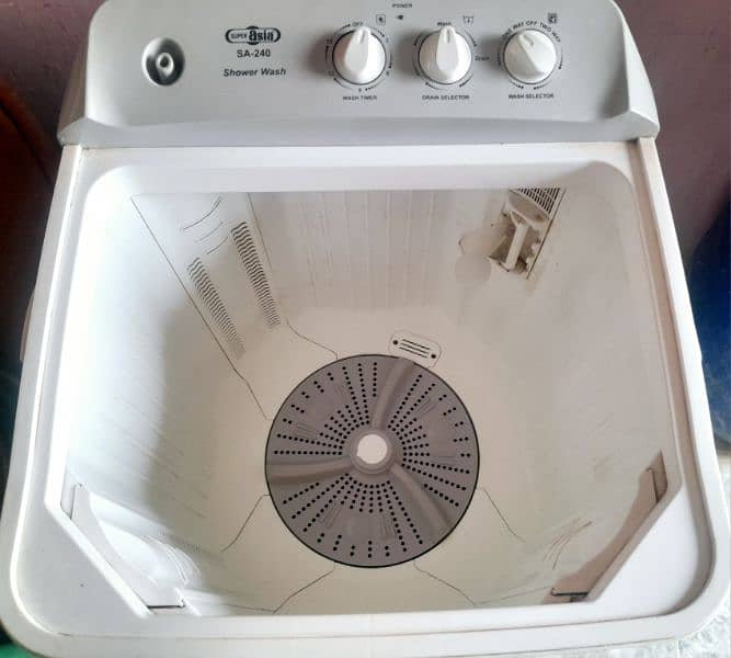 Super Asia washing machine model. SA. 240 2